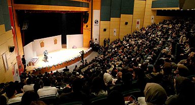 'Ziyafet Sofrası' sanat dostlarından tam not aldı