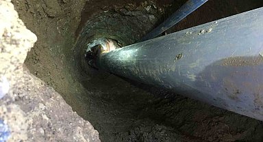 5 metrelik sondaj kuyusuna düşen minik kız için nefes kesen kurtarma