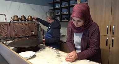 6 Şubat depreminden sonra Bursa'da yeni hayat....Minibüste başladılar, işyeri açtılar