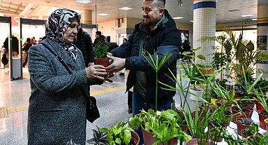 ABB 'Çiçeğim Takas' uygulamasına yeniden başladı