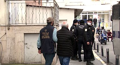 Adliyedeki polislere silahlı saldırı girişiminin 93 şüphelisi sağlık kontrolünden geçirildi