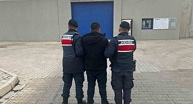 Afyonkarahisar'da araması bulunan şahıs yakalandı