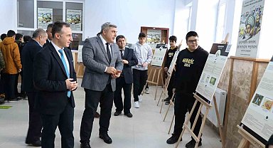 Afyonkarahisar'da "Geçmişin İzinde, Geleceğin Peşinde" temalı sergi açıldı