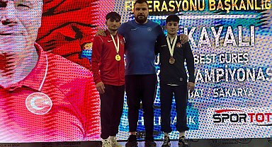 Afyonlu güreşçilerden büyük başarı
