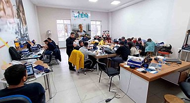 Ağrı'da Teknoloji Yarışması finalistleri eğitim aldı