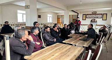 Ağrı'da üreticilere tarım ve hayvancılık eğitimi