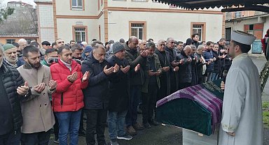 Ahmet Kaya'nın ağabeyi Mustafa Kaya son yolculuğuna uğurlandı