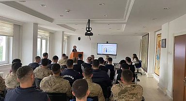Aile içi iletişimin önemi vurgulandı