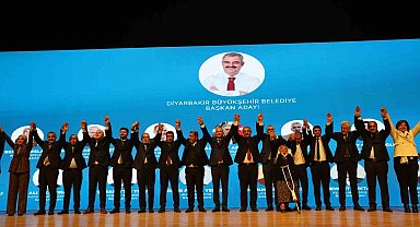 AK Parti Genel Başkanvekili Ala: "Biz önümüze siyasi otoban yaparız ve yeni bir anayasayla da Türkiye'yi taçlandırırız"