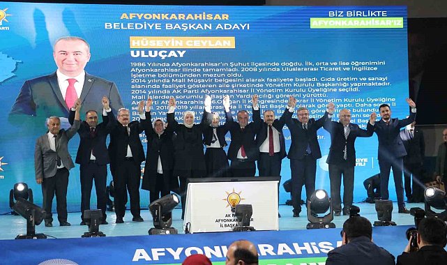 AK Parti kadın belediye başkan adaylarıyla sürpriz yaptı