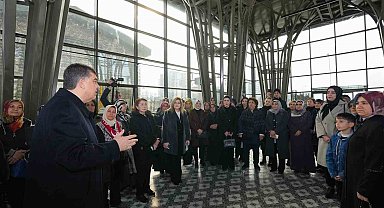 AK Parti Kadın ve Gençlik Teşkilatı, Şehitkamil hizmetlerini gezdi
