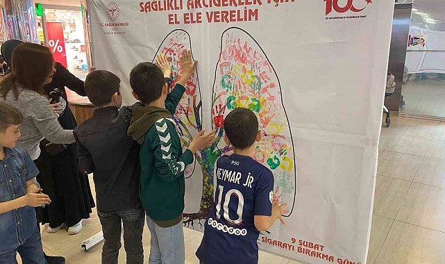 Akciğer maskotu çocuklardan ilgi gördü