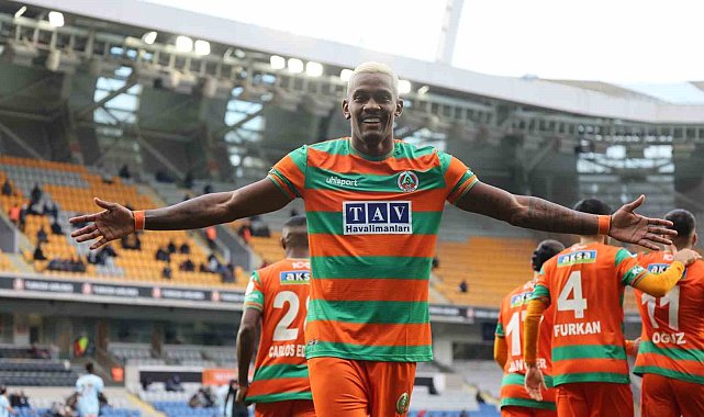 Alanyaspor, Sergio Cordova'yı Rus ekibine kiraladı