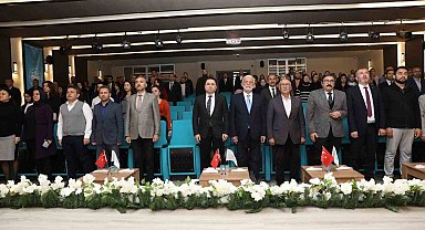 ALKÜ'de Aliya İzzetbegoviç anlatıldı