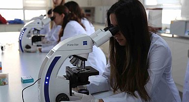 ALKÜ'de sağlık öğrencilerine fırsat eğitimi