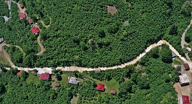Altınordu'da sıcak asfalt ve beton yol çalışmaları sürüyor