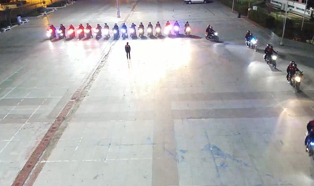 Antalya'da 161 ekip 402 polisle eşzamanlı 'Huzur Antalya Uygulaması'