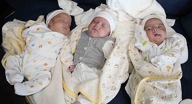 Antalya'da her kontrolde bebek sayısı arttı, üçüz mutluluğu yaşadılar