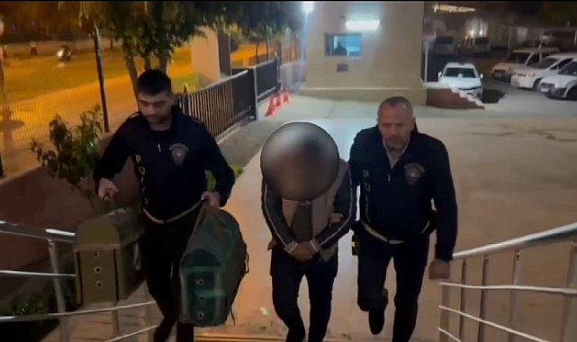 Antalya'da horoz dövüştüren 5 kişi yakalandı