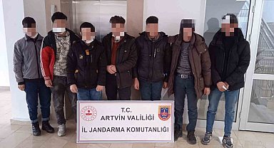 Artvin'de 7 kaçak göçmen yakalandı