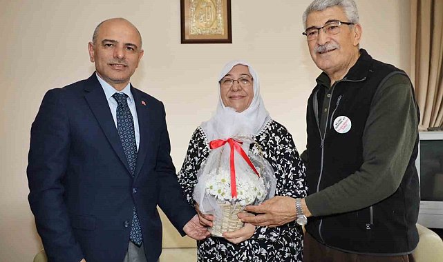 Asırlık çiftlere anlamlı sürpriz