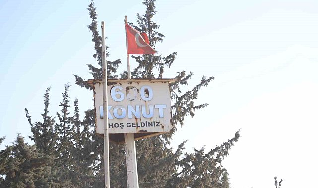Asrın felaketinde bin 200 kişiye mezar olan 600 evler sitesinden geriye tabela ve boş arazi kaldı