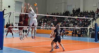 AXA Sigorta Efeler Ligi: TÜRŞAD: 1 - Galatasaray HDI Sigorta: 3
