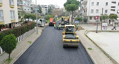 Aydın Büyükşehir Belediyesi Efeler'deki asfalt çalışmalarını sürdürüyor