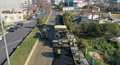 Aydın Büyükşehir Belediyesi yol yapım çalışmalarını sürdürüyor