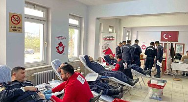 Aydın jandarmasından Kızılay'a kan bağışı