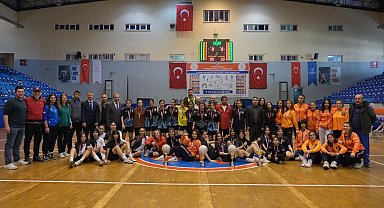Aydın'da Okul Sporları Futsal Turnuvası sona erdi