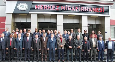 Aydınlı iş adamları müftülüğün programında bir araya geldi