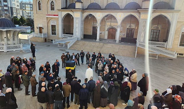 Aydınlı umreciler kutsal topraklara uğurlandı