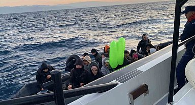Ayvacık açıklarında 35'i çocuk 89 kaçak göçmen kurtarıldı