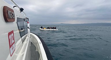 Ayvacık açıklarında 43'ü çocuk, 106 kaçak göçmen yakalandı