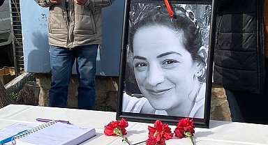 Ayvalık'ta vefat eden Dr. Ceyda Elveren Aşık için anma töreni