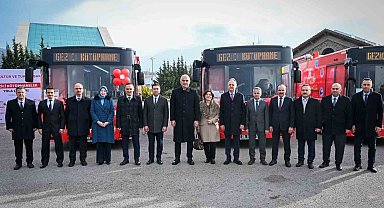 Bakan Ersoy: "Cumhuriyet'in 100'üncü yılında 100 yeni kütüphane hedefimize ulaştık"