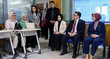 Bakan Göktaş, Kahire Yunus Emre Enstitüsünü ziyaret etti
