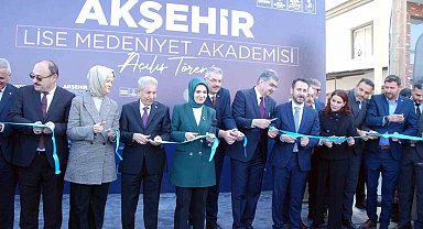 Bakan Göktaş: "Gençlerin geleceğe hazırlanması hepimizi ilgilendiren çok özel bir alan"