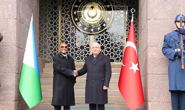 Bakan Güler, Cibutili mevkidaşı ile bir araya geldi