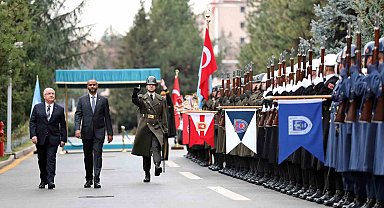 Bakan Güler: "Somali, Türkiye'nin Afrika'da önemli bir ortağıdır"
