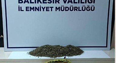 Balıkesir'de uyuşturucu taciri 2 kişi tutuklandı