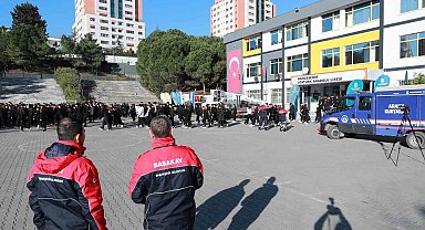Başakşehir'de deprem tatbikatı yapıldı