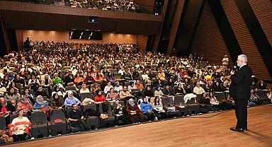 Başkan Başdeğirmen: "Gençlerimize faydalı olmaya çalışıyoruz"