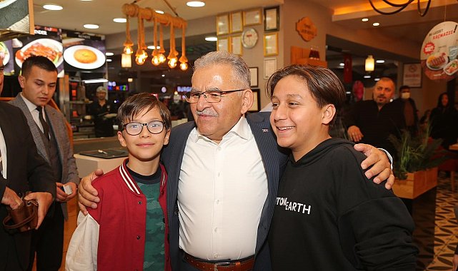 Başkan Büykkılıç'tan AVM ziyareti