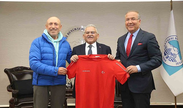 Başkan Büyükkılıç, Türkiye Tenis Federasyonu Başkanı Durmuş ile spor şehri Kayseri'ye yakışacak projeleri istişare etti