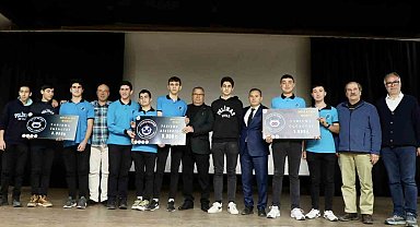 Başkan çerçi başarılı öğrencileri ödüllendirdi