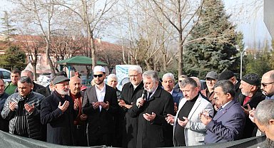 Başkan Çolakbayrakdar, "Sosyal odaklı projeler üretip, temellerini atıyoruz"