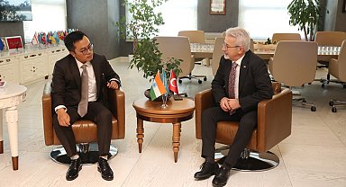 Başkan Erdem Hindistan Başkonsolosu'nu ağırladı