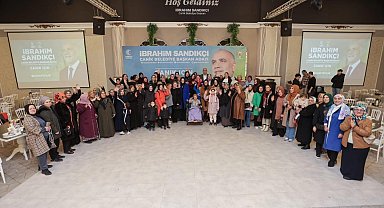 Başkan Sandıkçı: "2 bin adet çanta ve kırtasiye setini öğrencilerimize sıralarında teslim ettik"